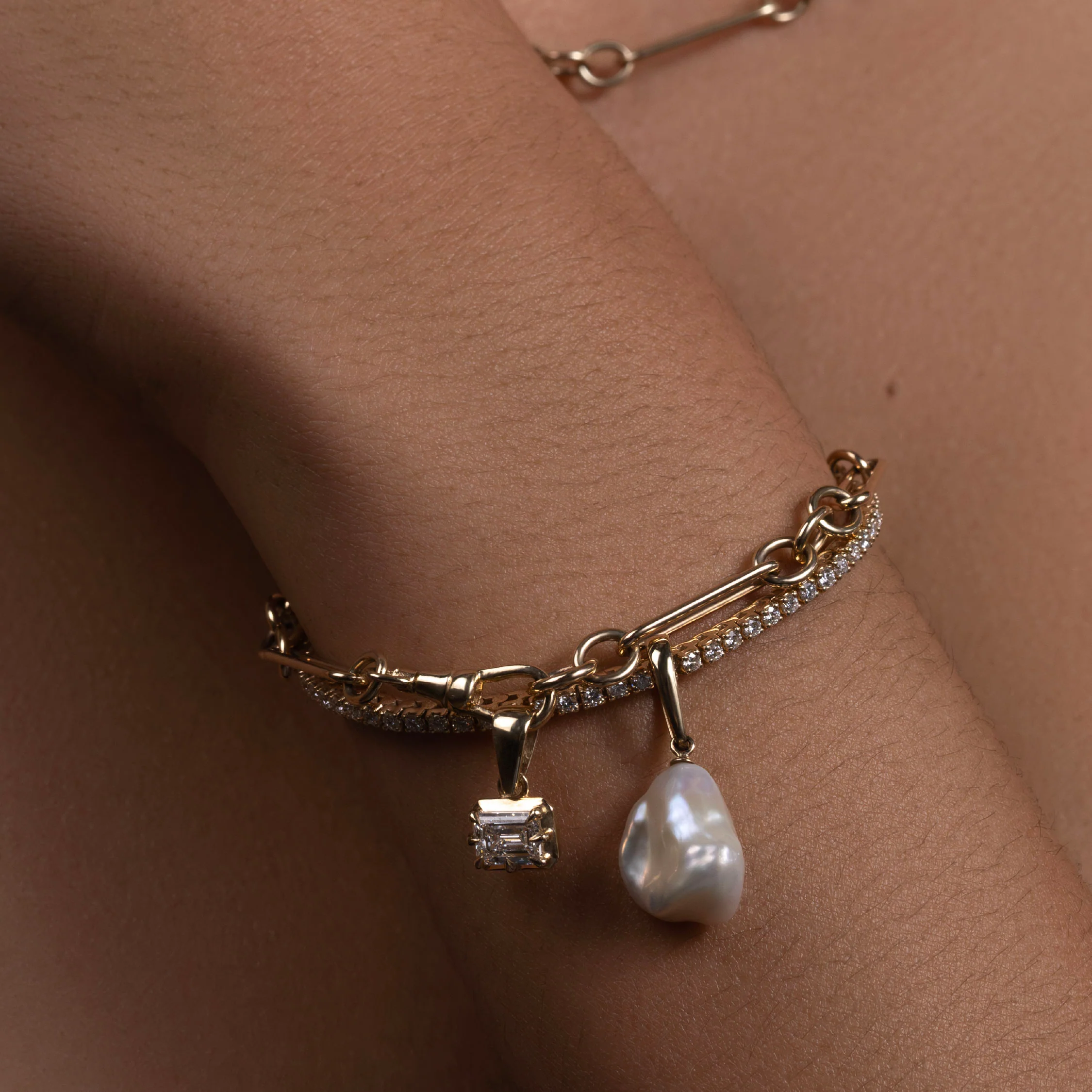 The Allora Keshi Pearl Pendant - Image 3