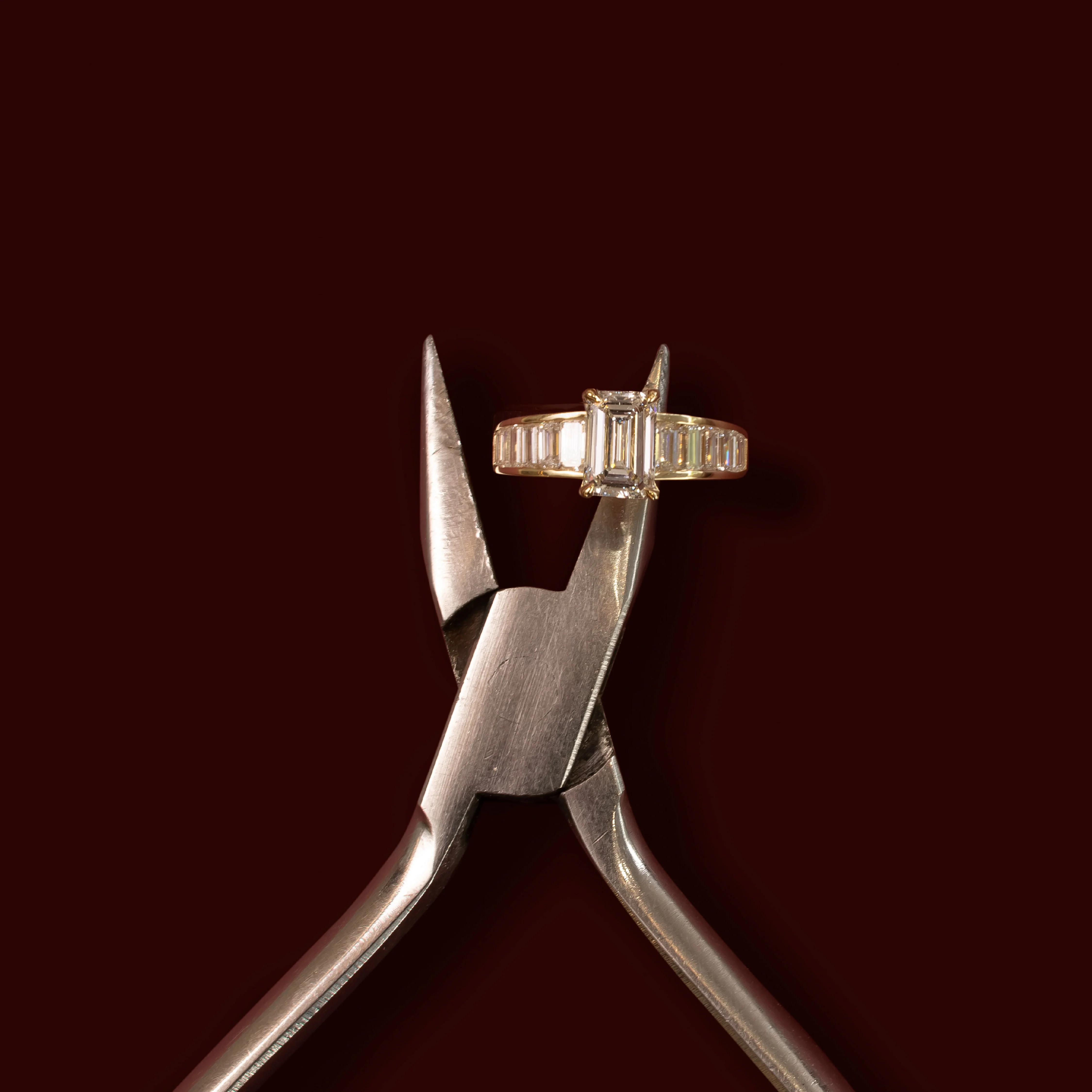 The Solene Ring - 1.52ct Emerald Solitaire with Baguette Band - Image 6